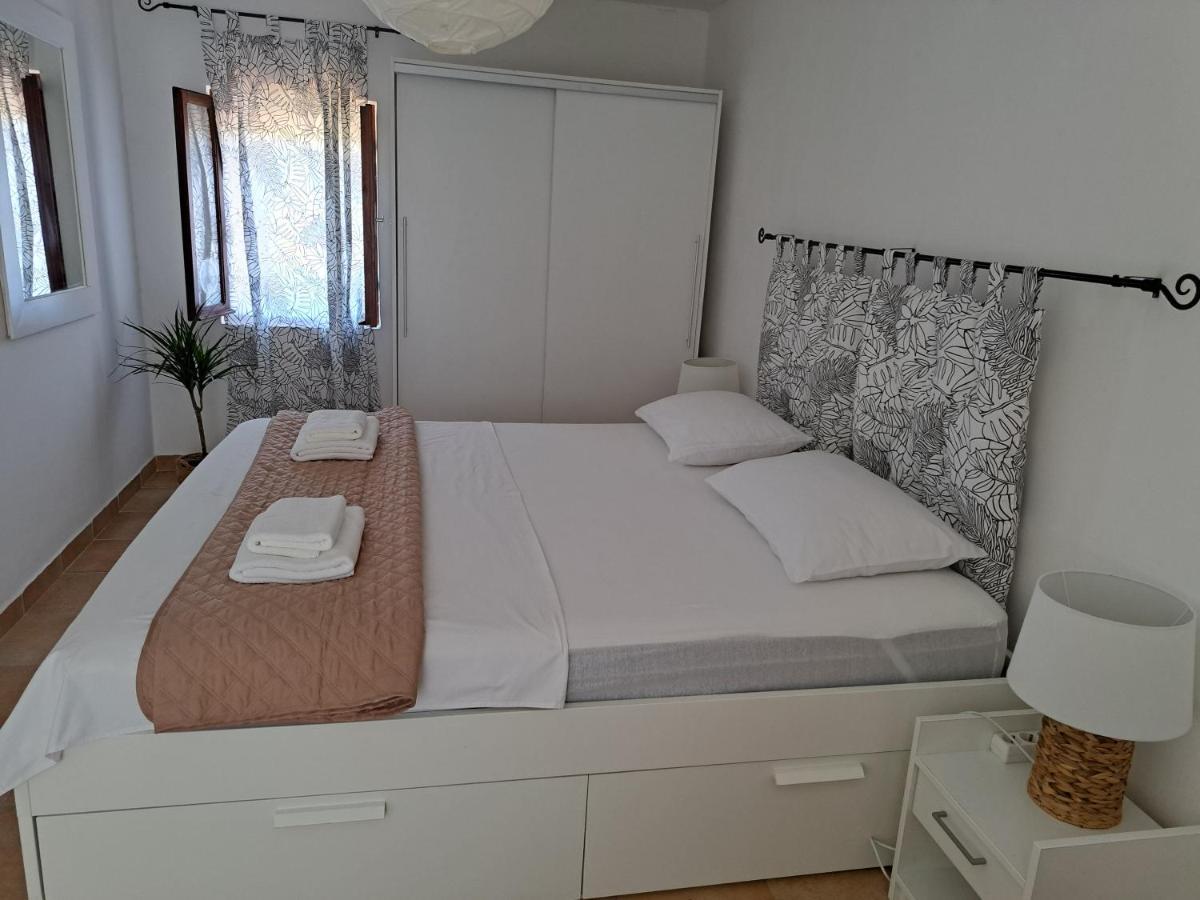 Family Apartment In Center Of มูร์แตร์ ภายนอก รูปภาพ